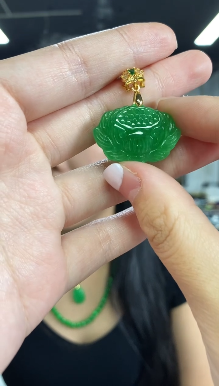 颈饰未镶嵌翡翠闪购链接 多样性发其一颜色微差
