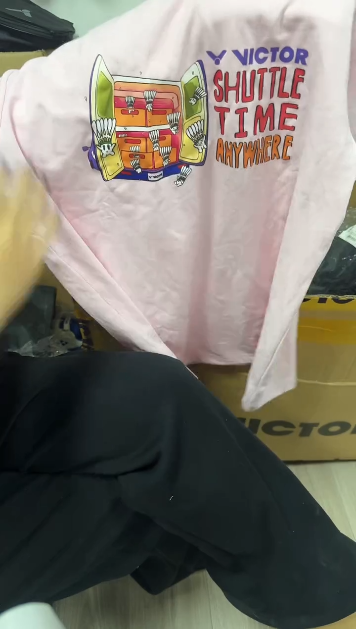 VICTOR胜利正品微瑕球服球鞋      48   粉色短袖xl