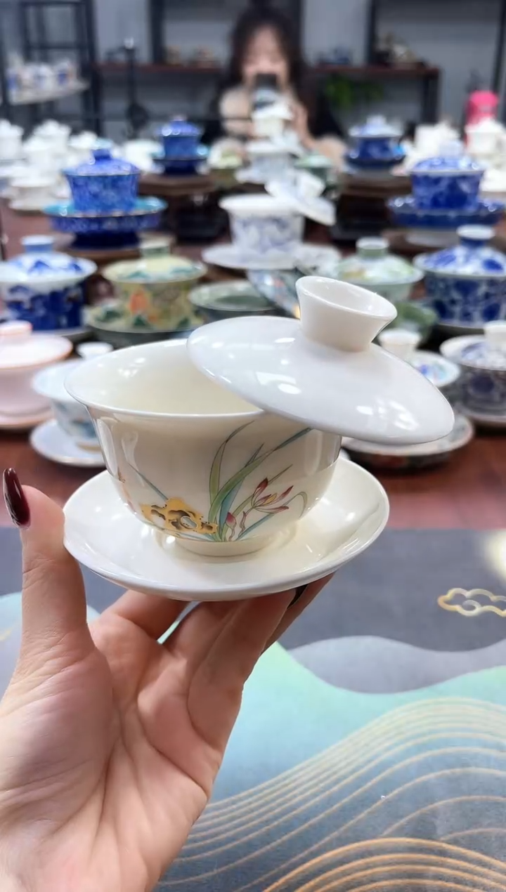 【闪购商品】小号蕙质兰心元宝盖碗