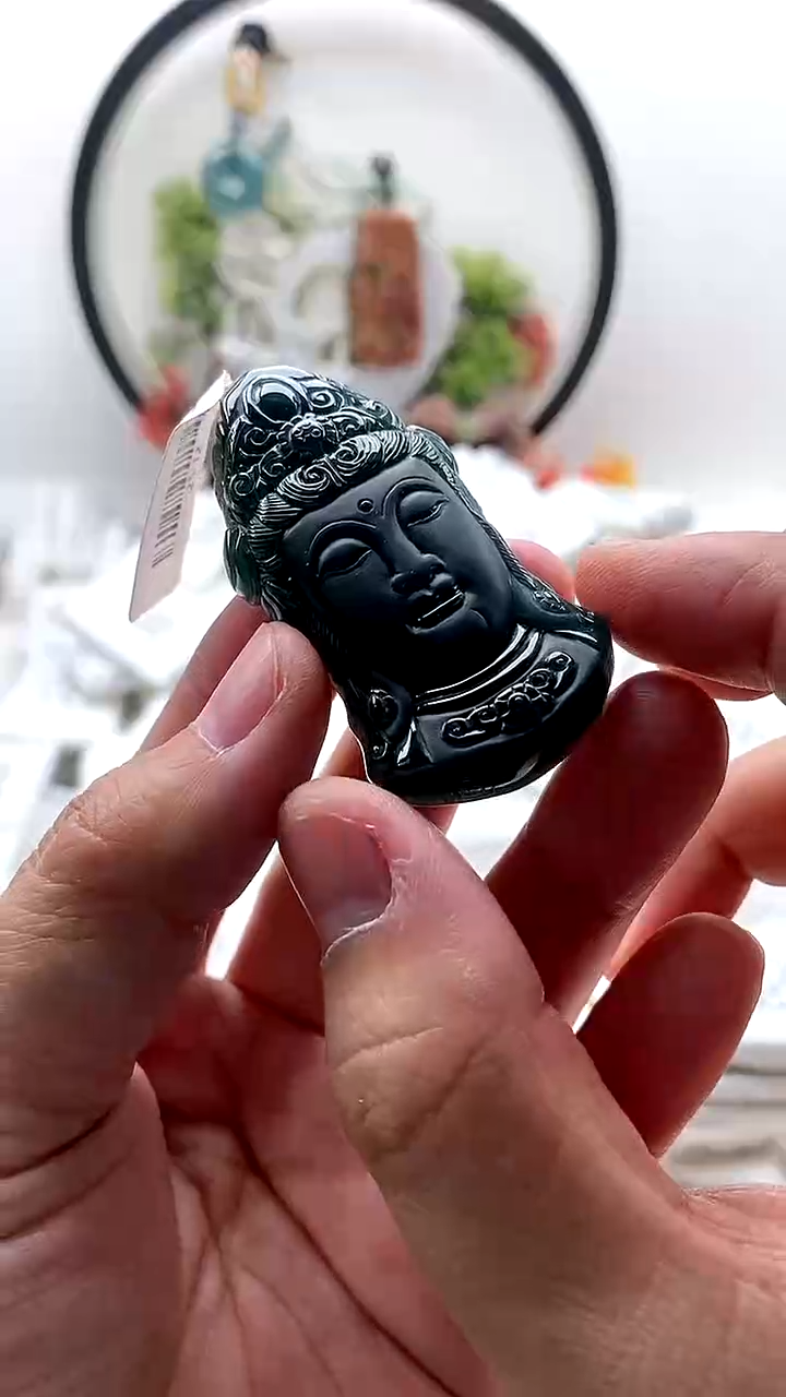 颈饰未镶嵌翡翠观音头