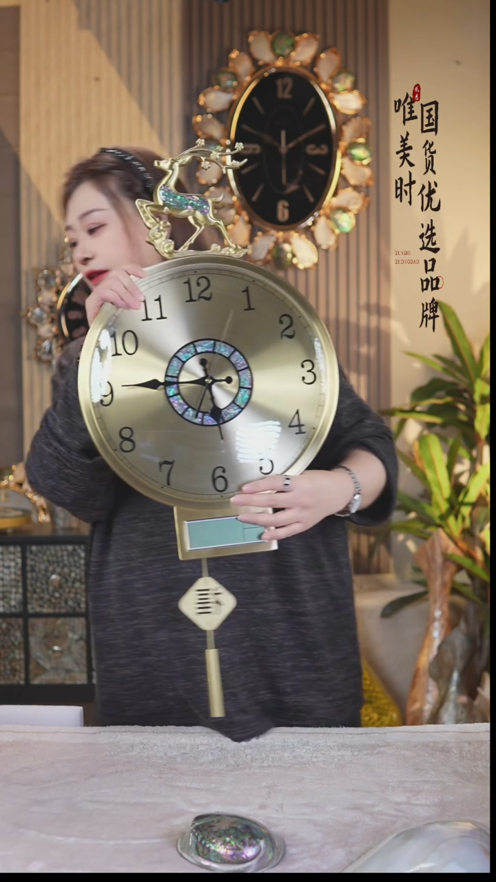 简约款15号 中号小鹿铜钟（直径35公分）