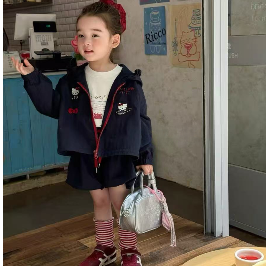 女童外套2025秋装新款儿童洋气时髦kt猫衣服女宝宝秋季连帽上衣潮