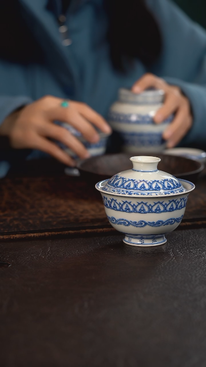 【闪购商品】杯聚澜堂点工宝相大盖碗