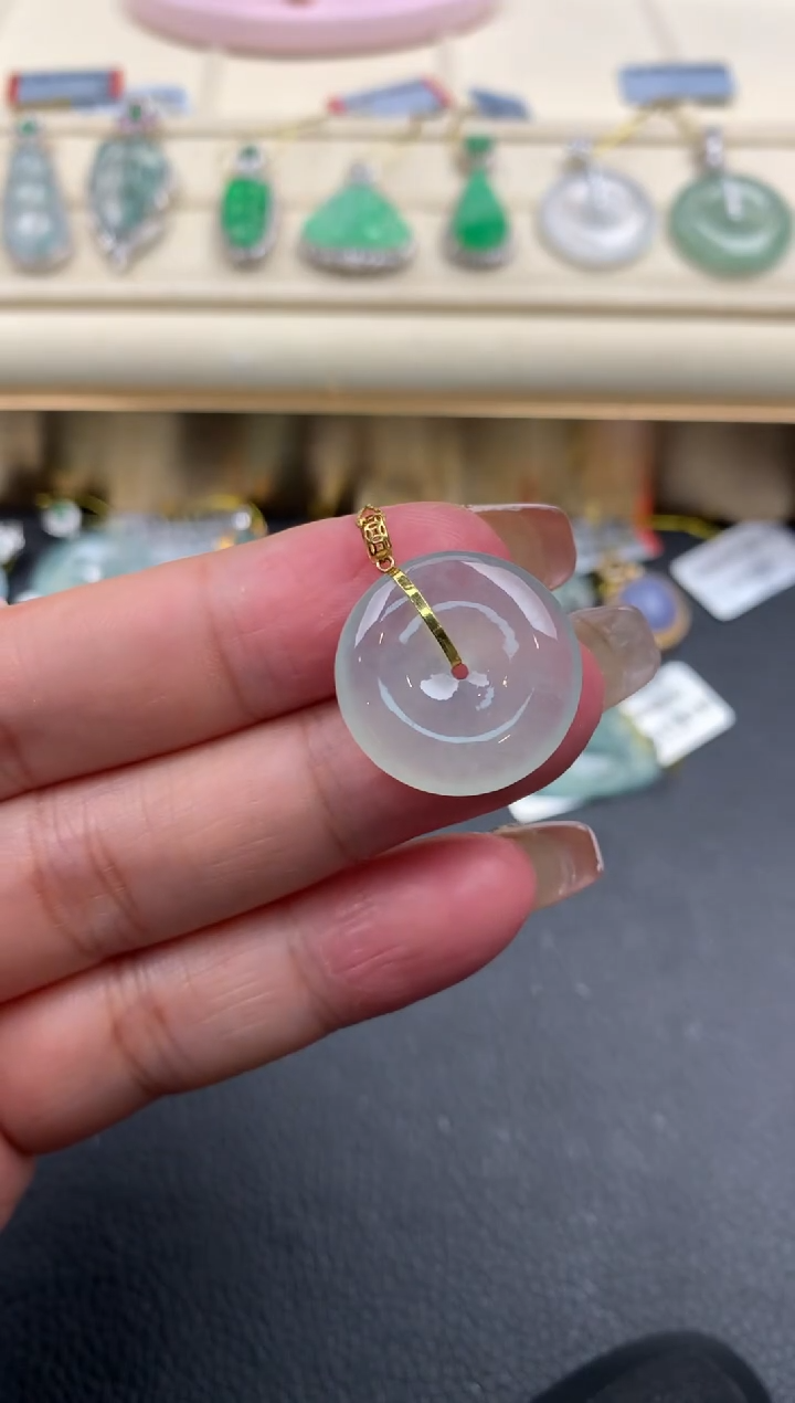 【闪购商品】翡翠颈饰18K金镶嵌Q242