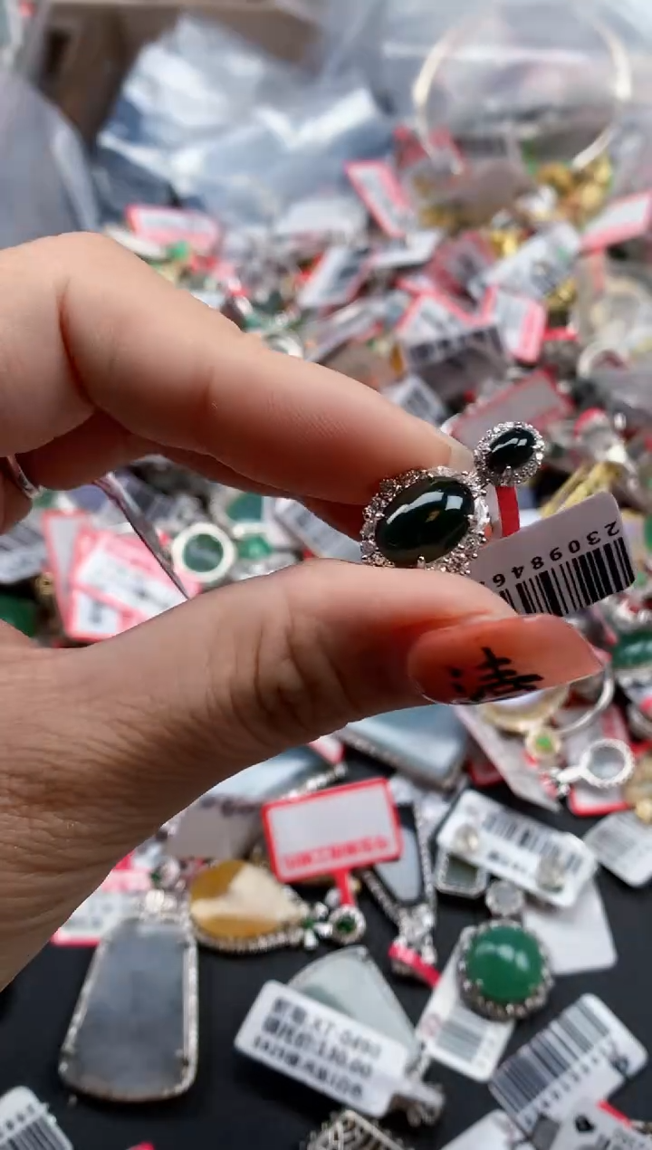 银S925镶嵌戒指翡翠天然A货缅甸翡翠