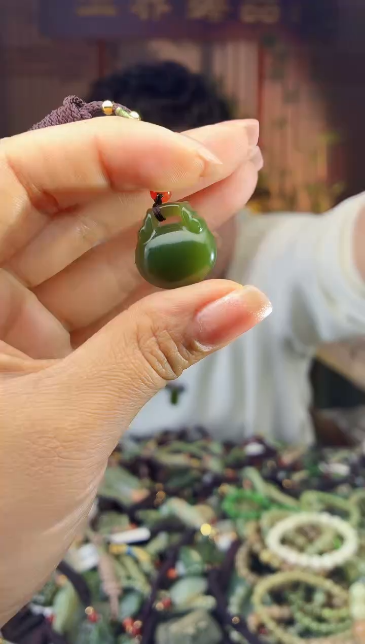 颈饰未镶嵌和田玉多样性发货拍一发一