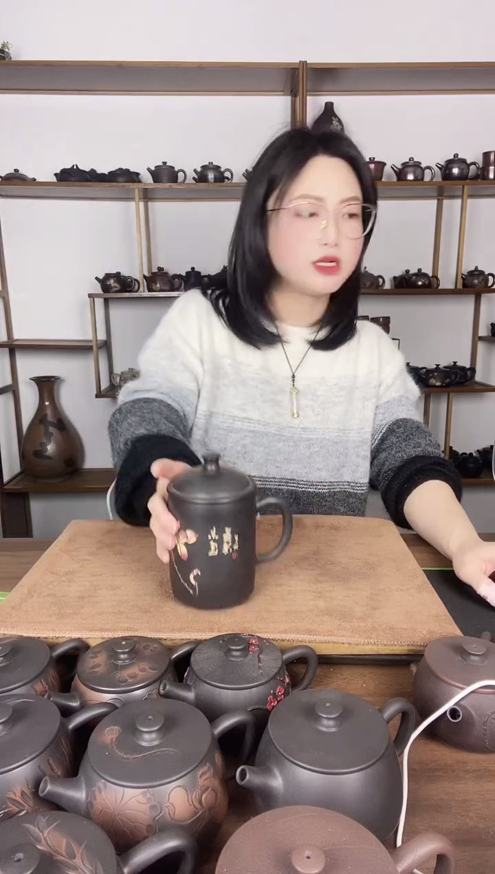 【闪购商品】建水紫陶阴刻扬天办公杯