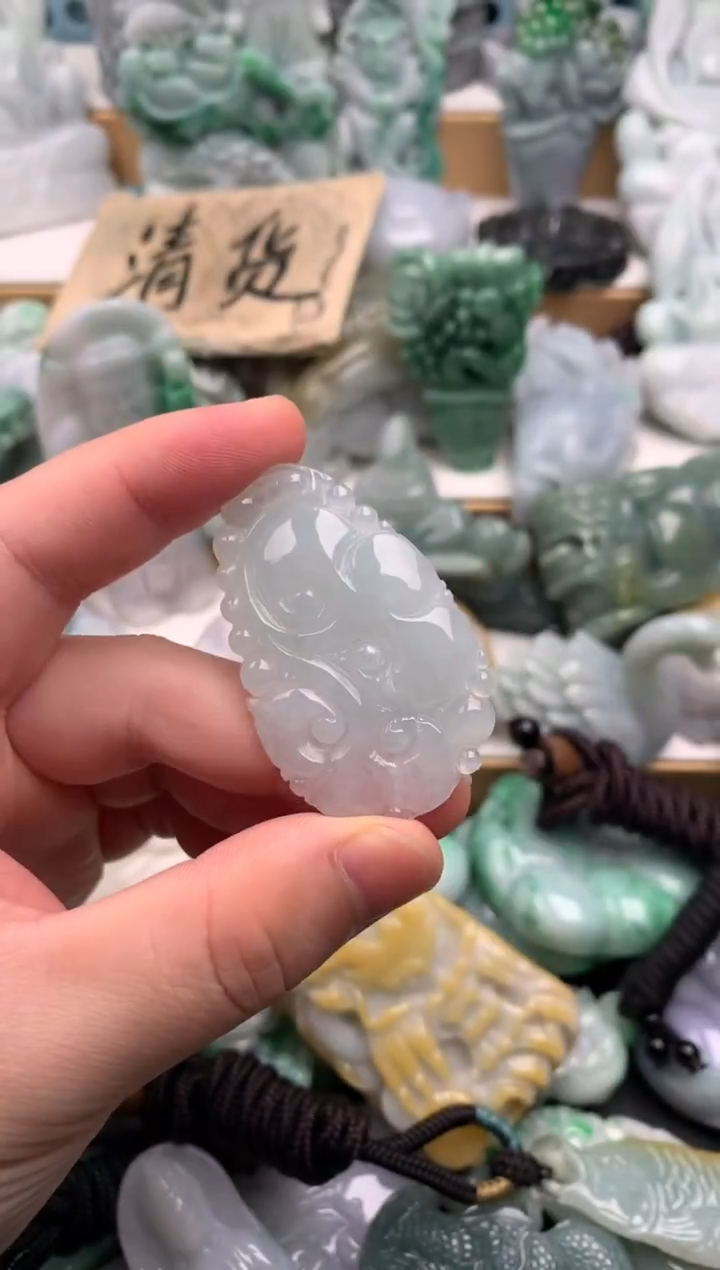 吊坠(不含链)未镶嵌翡翠1