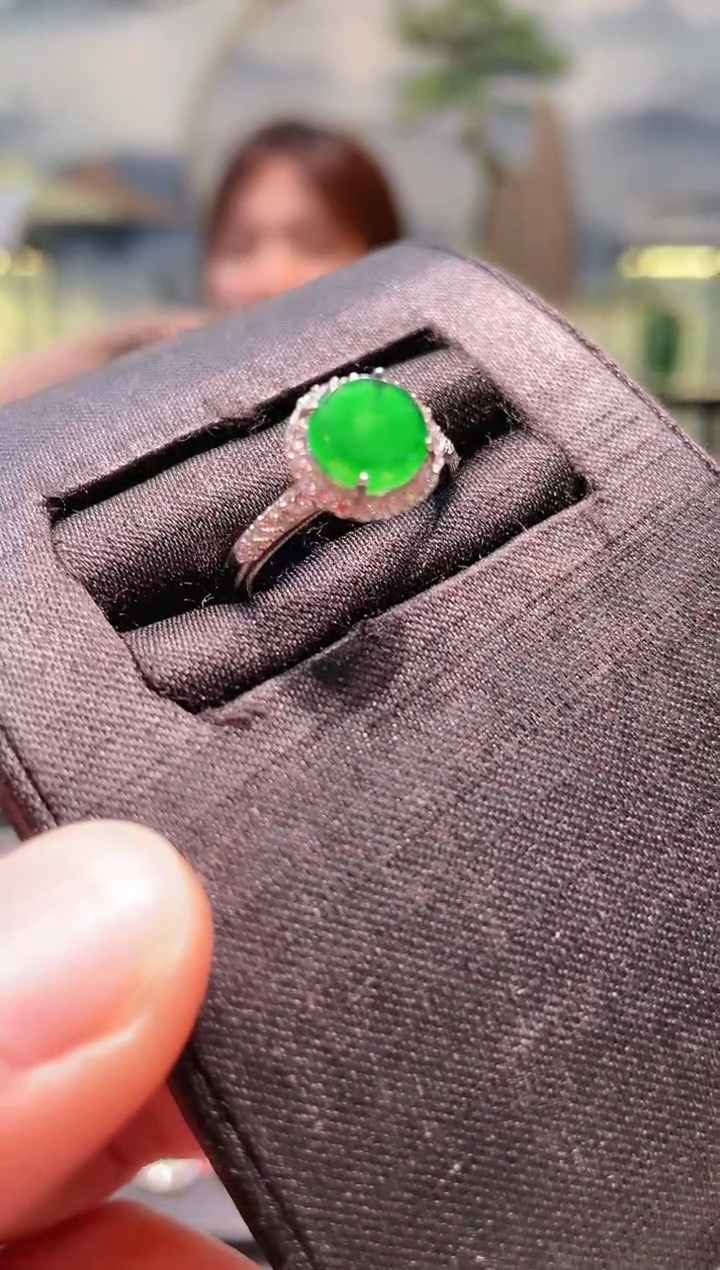 【闪购商品】翡翠戒指银S925镶嵌A8天然A货翡翠