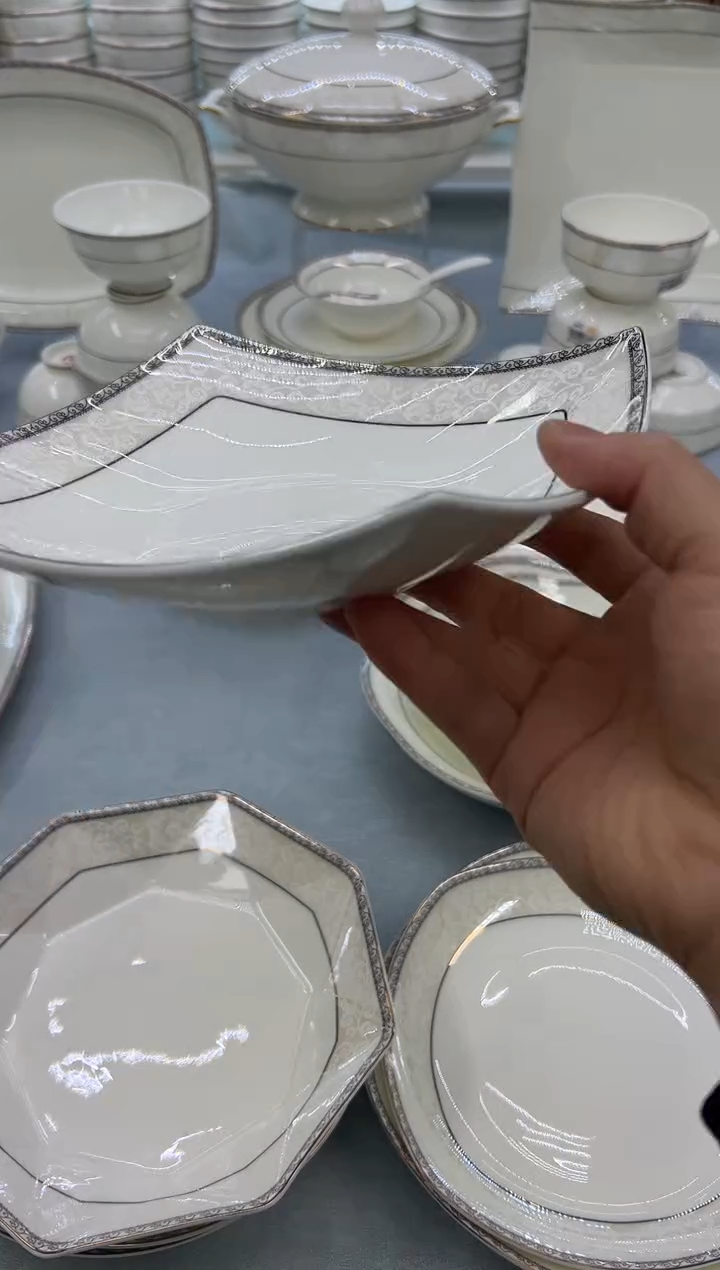 骨瓷玲珑8贵龙2个