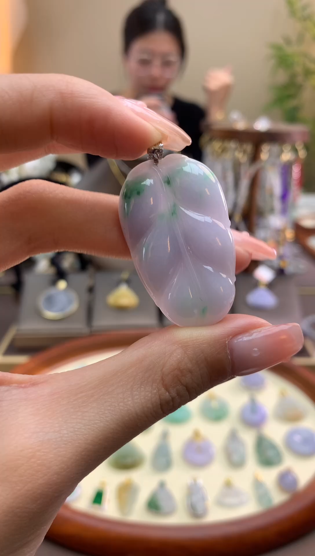 【闪购商品】翡翠颈饰18K金镶嵌叶子