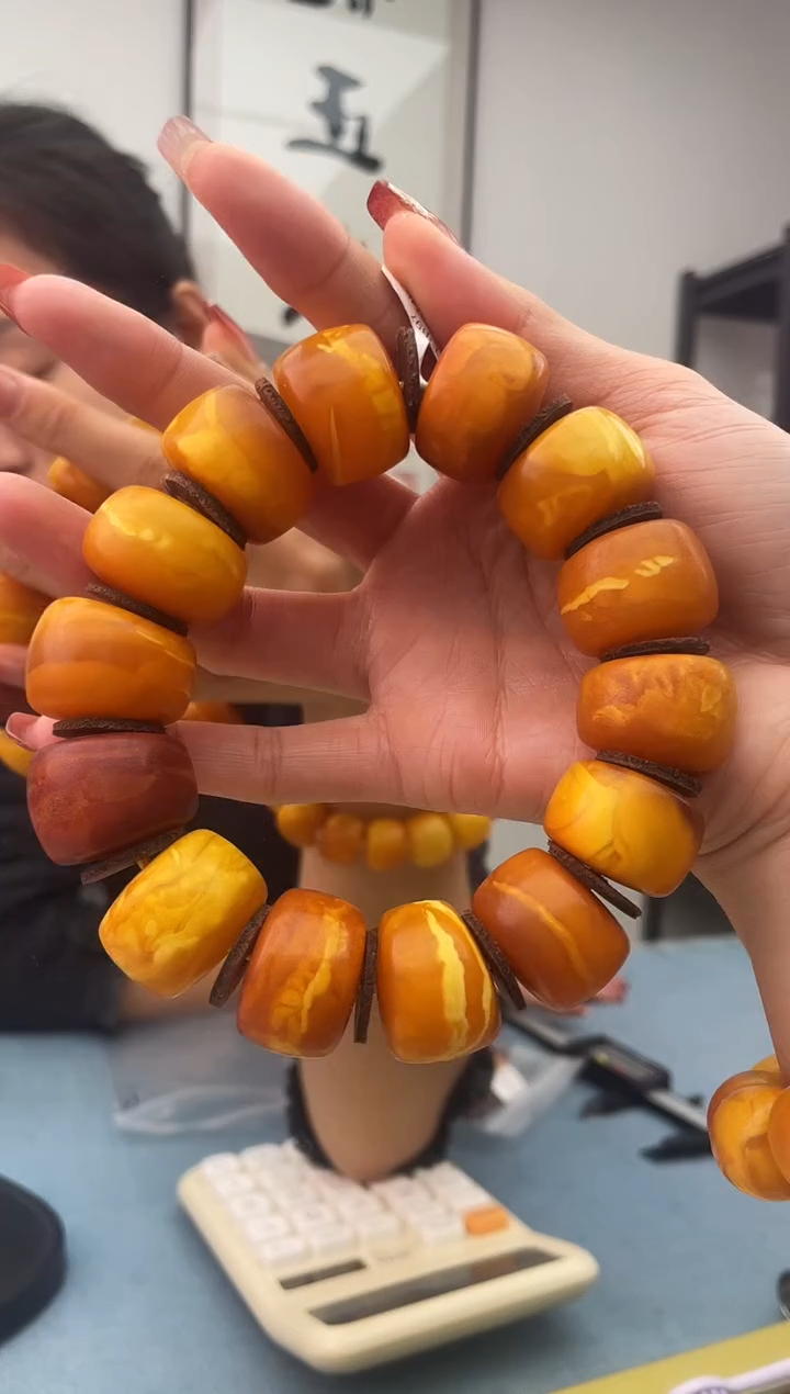 【闪购商品】蜜蜡珠宝奇石未镶嵌假一罚十，097.23