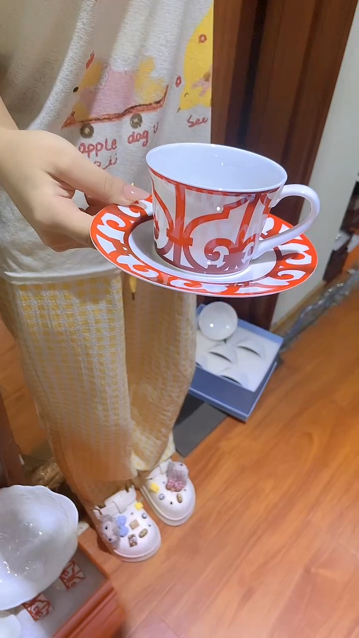 杯鸿辉家品牌瓷器，京东包邮！