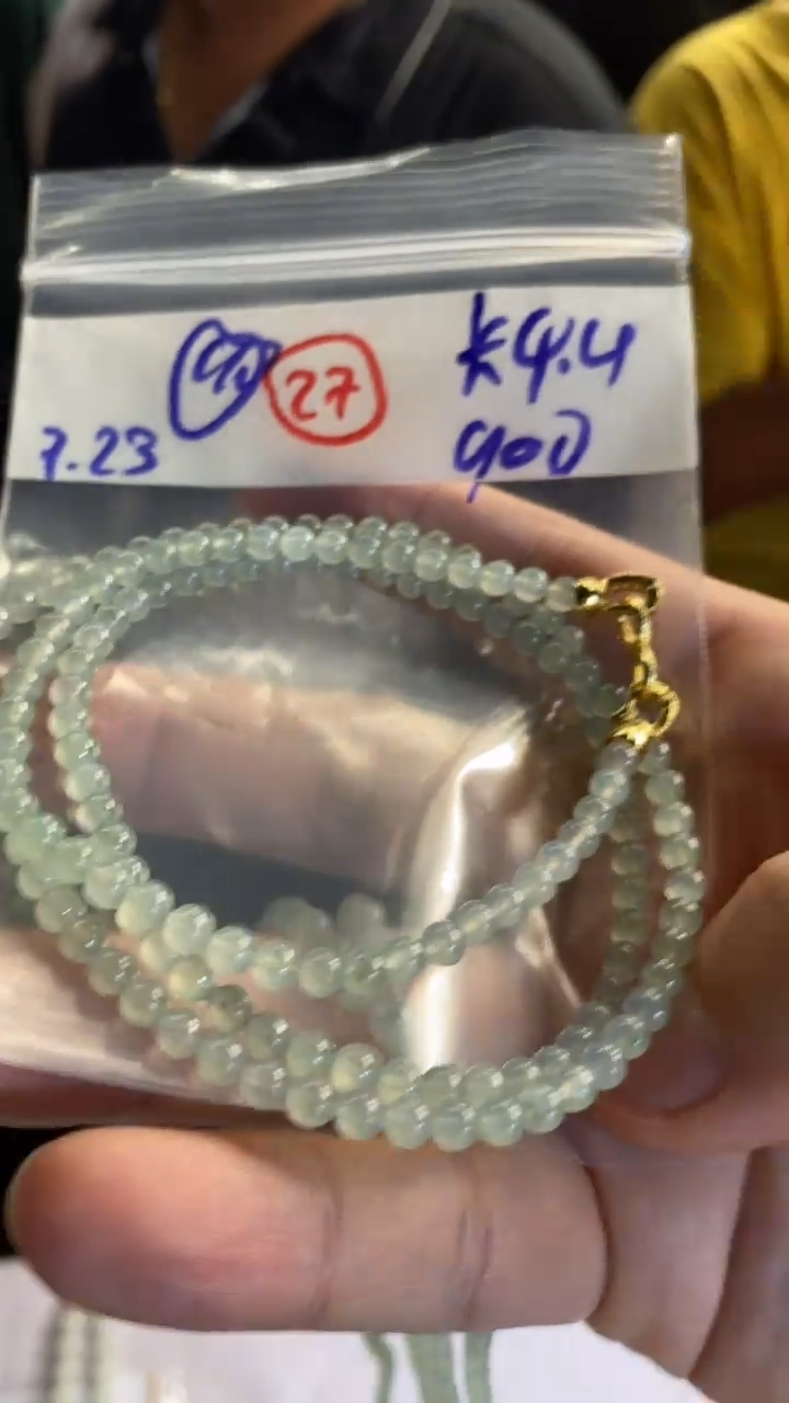 定制翡翠未镶嵌天然缅甸翡翠多样性