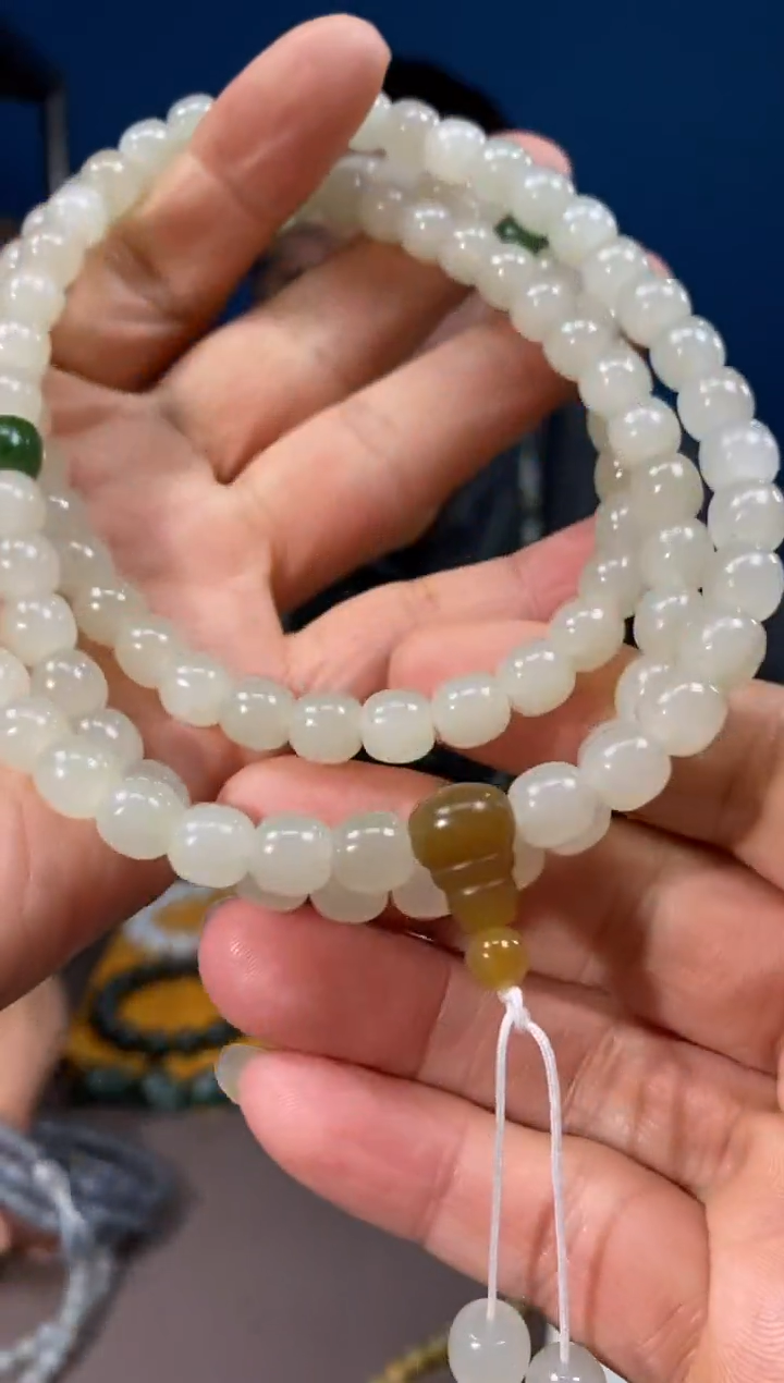 颈饰未镶嵌和田玉颜色多样性发货拍一发一