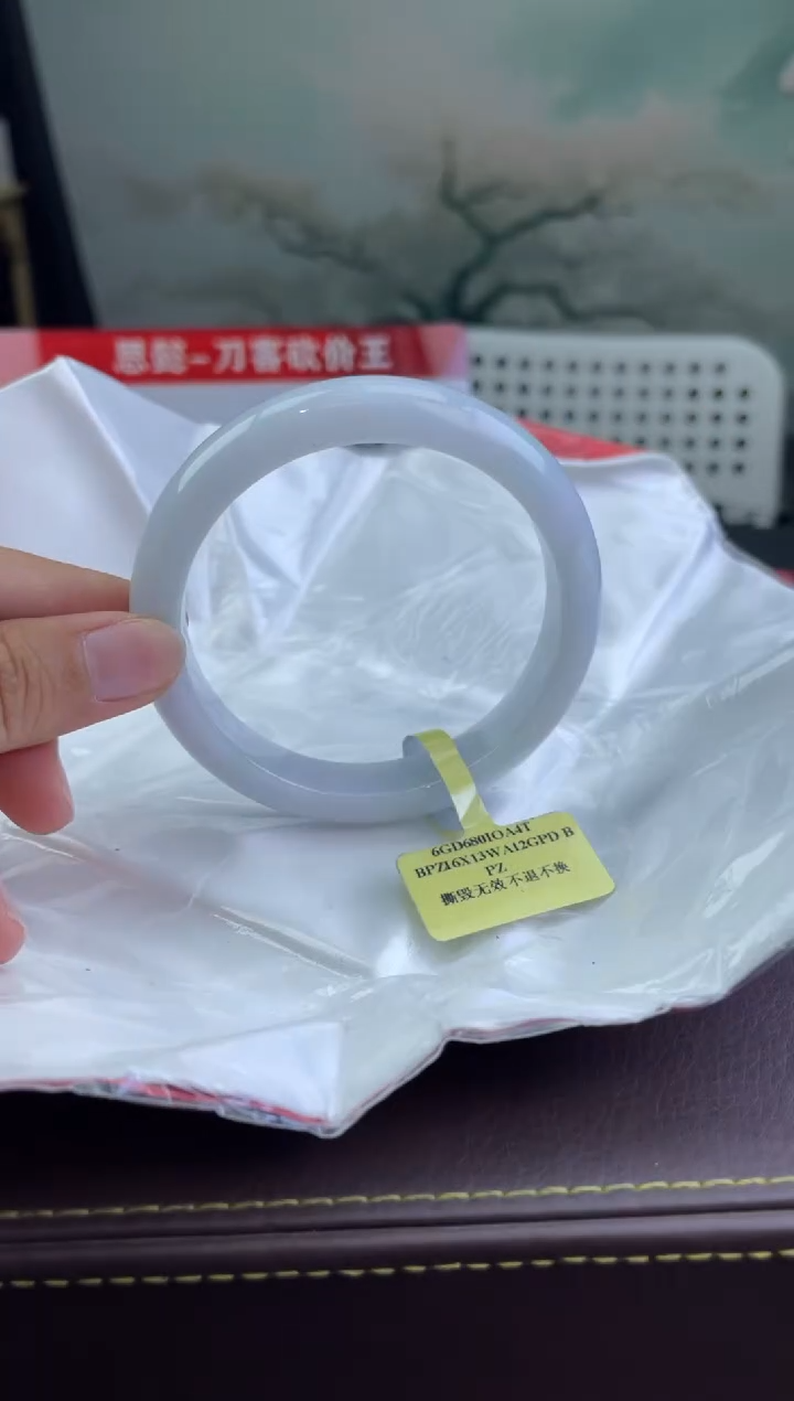 翡翠手镯未镶嵌9翡翠手镯