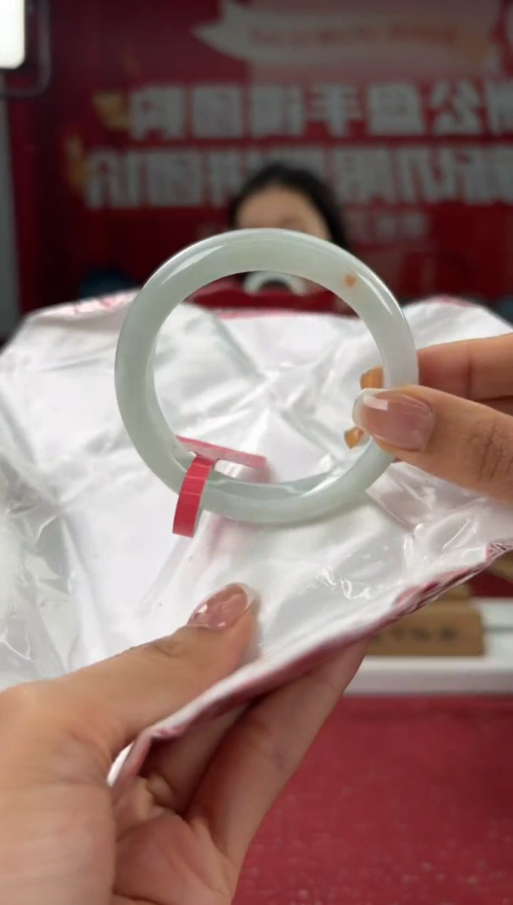 翡翠未镶嵌手镯16手镯