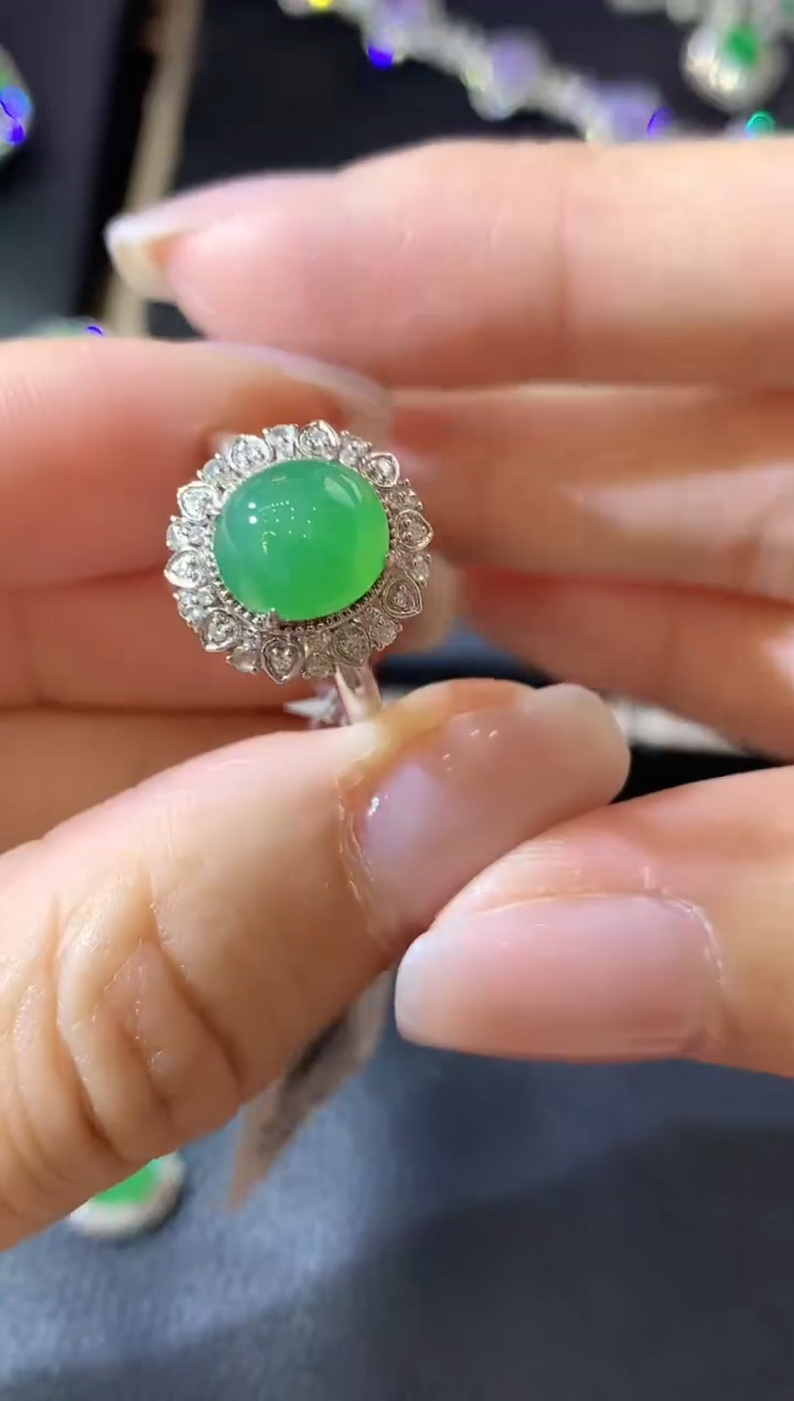 【闪购商品】翡翠18K金镶嵌戒指W33 翡翠