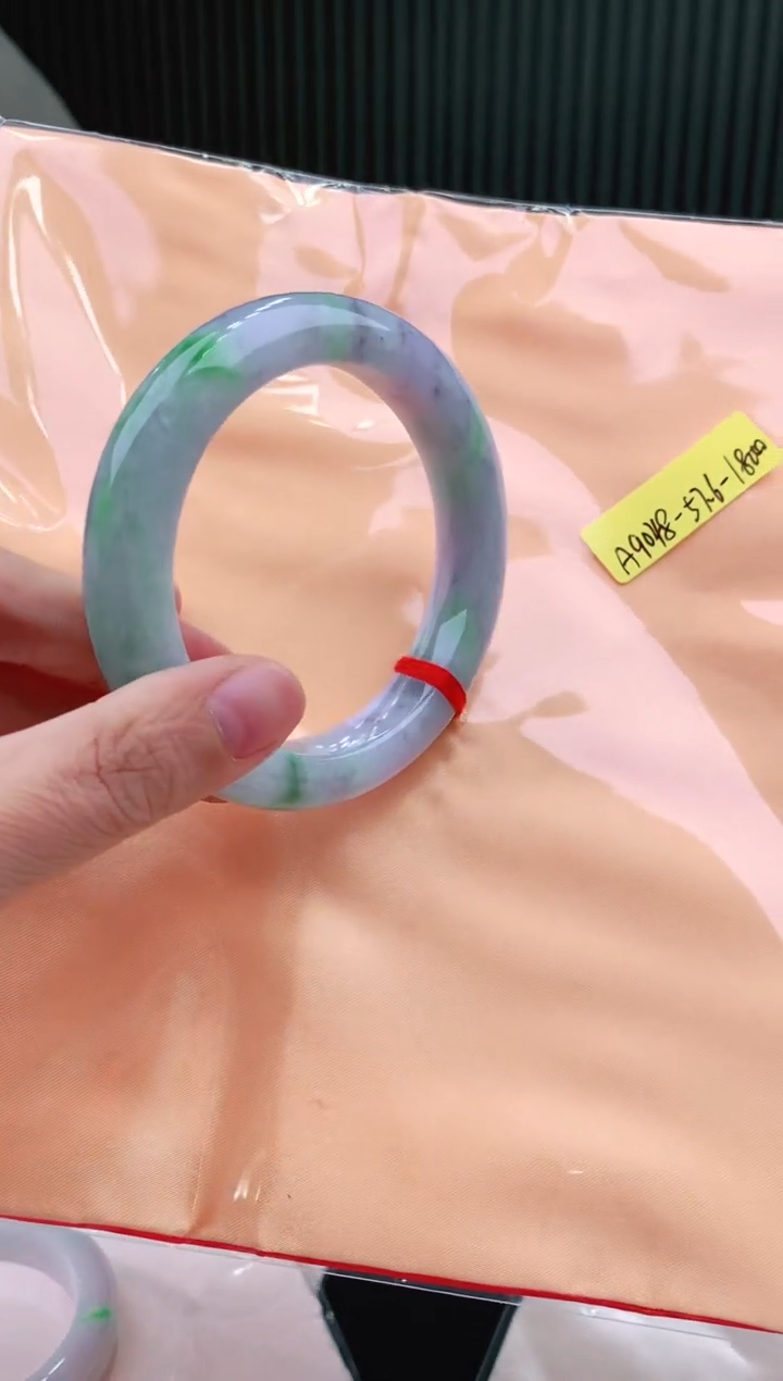 未镶嵌手镯翡翠57+