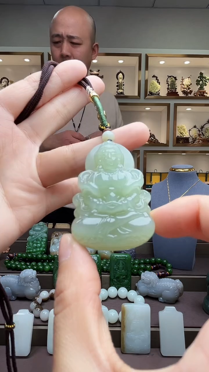 【闪购商品】和田玉颈饰未镶嵌苏