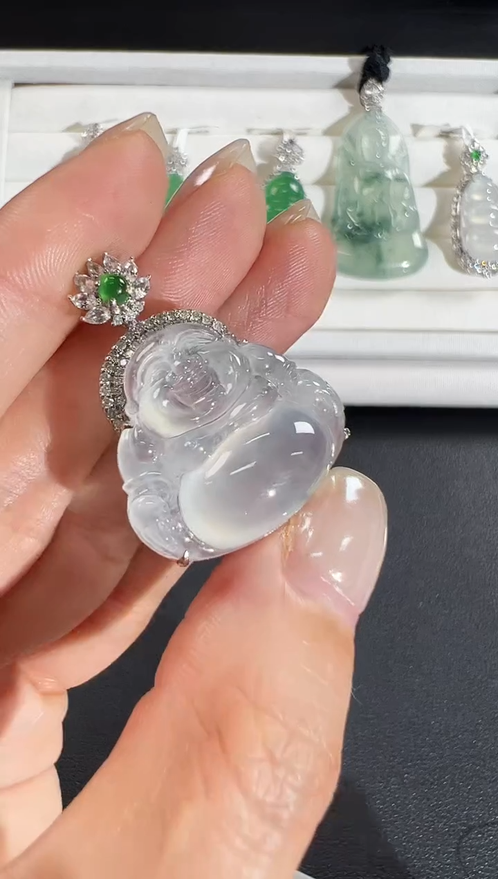 颈饰18K金镶嵌翡翠KLQH1223-006