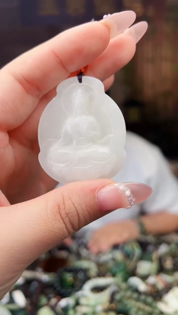 【闪购商品】和田玉颈饰未镶嵌多样性发一