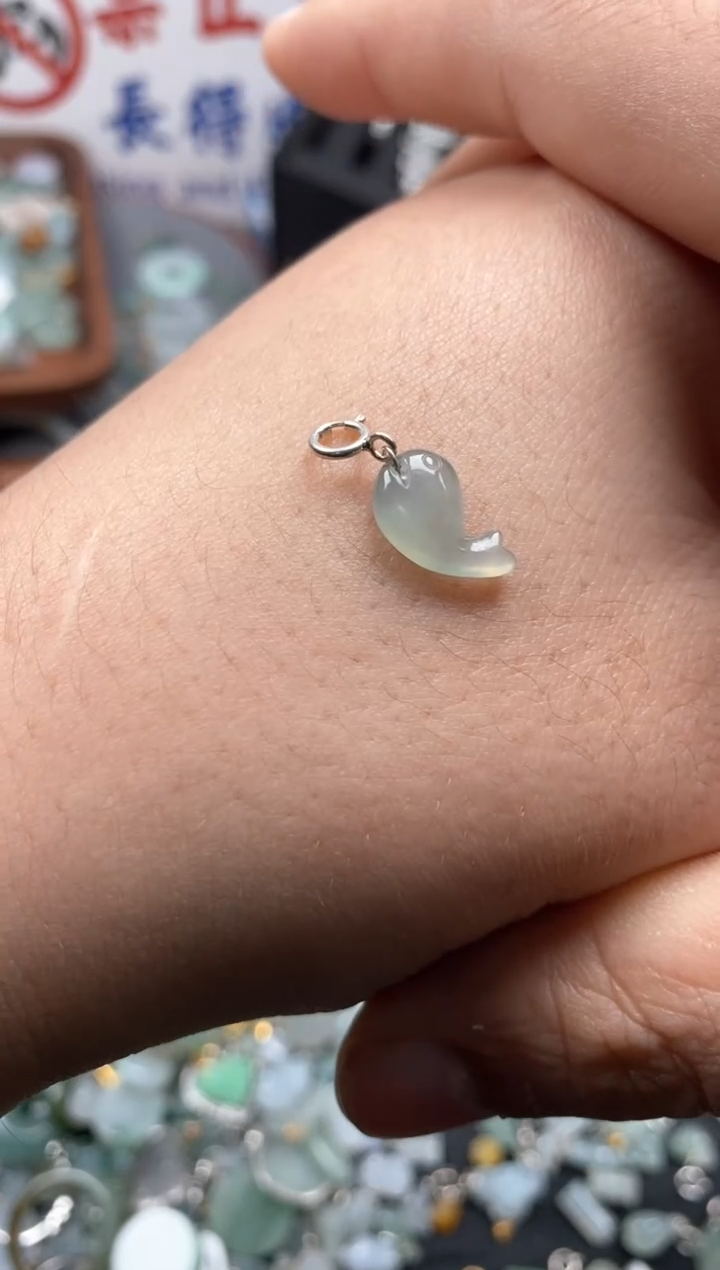 【闪购商品】翡翠颈饰未镶嵌哥哥