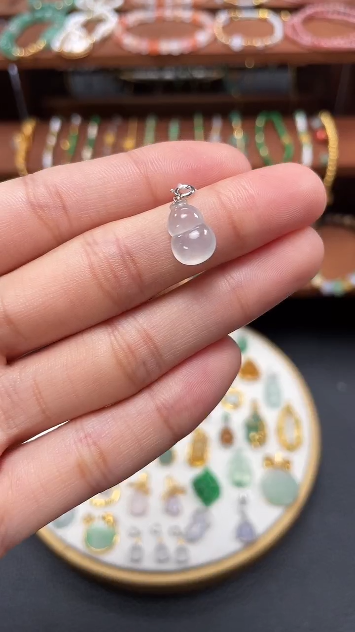 【闪购商品】翡翠吊坠(不含链)18K金镶嵌一个  JK642