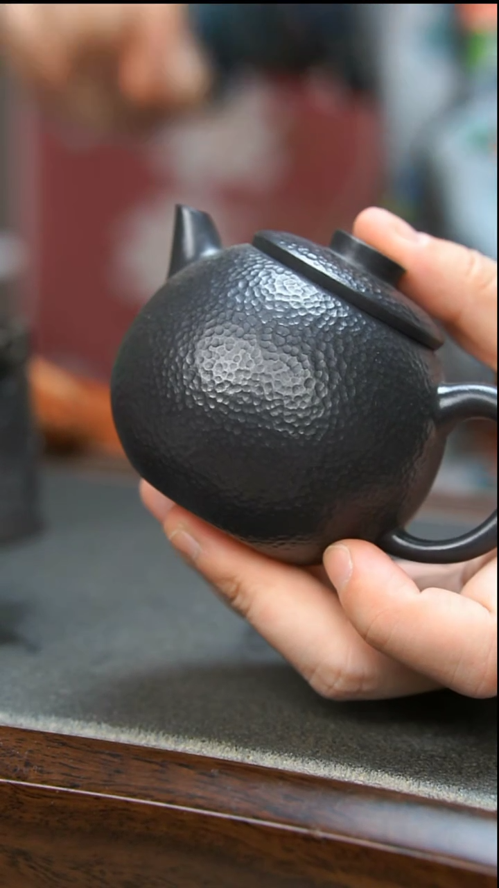 【闪购商品】紫砂茶壶捂灰锤纹小巨轮壶 非我家底款