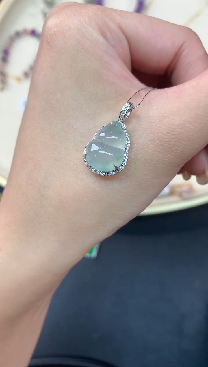 【闪购商品】翡翠吊坠(不含链)18K金镶嵌吊坠A362|2980