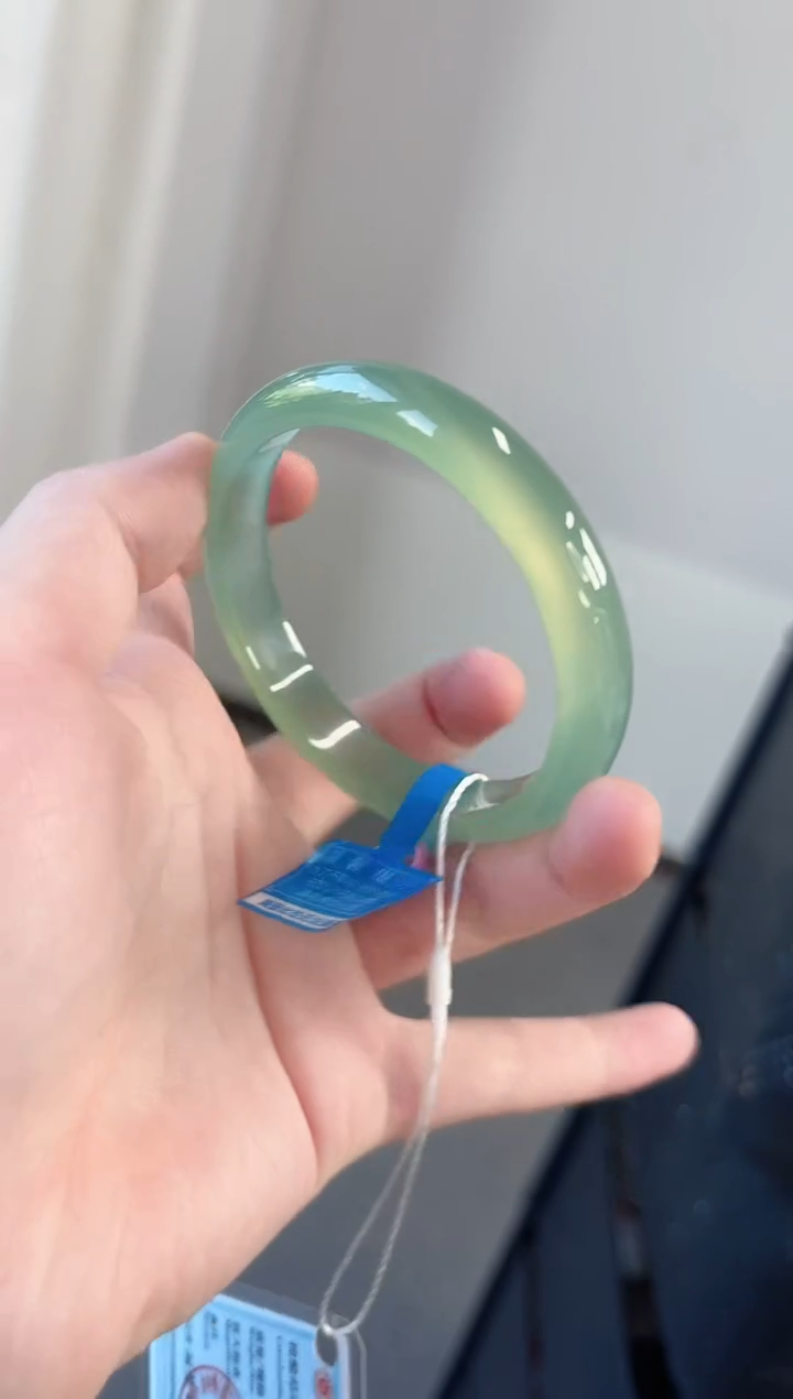 玛瑙/玉髓手镯未镶嵌56圈