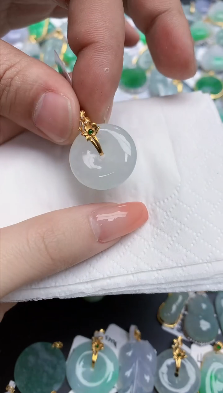 【闪购商品】翡翠颈饰18K金镶嵌天然缅甸翡翠A货