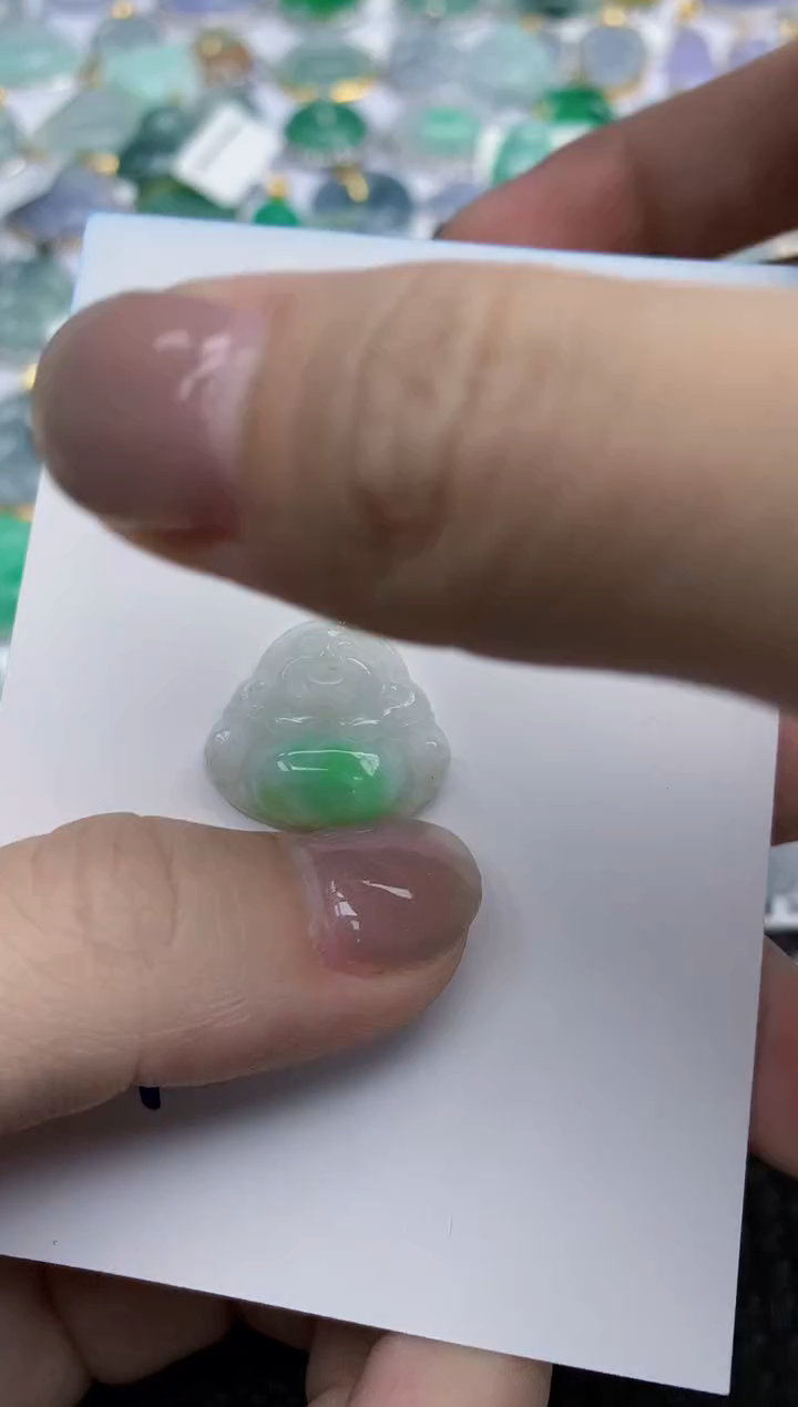 【闪购商品】翡翠颈饰未镶嵌天然翡翠A货