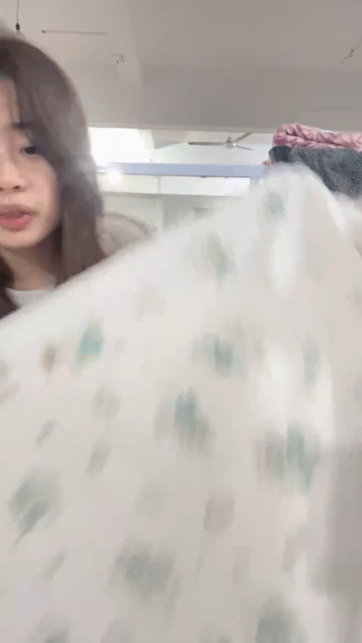 法兰绒036                       1.3*1.8瑕疵