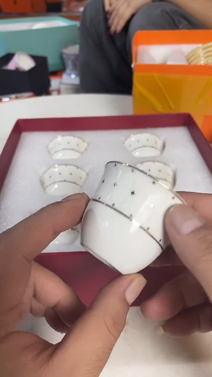 杯鸿辉家品牌瓷器，京东包邮！