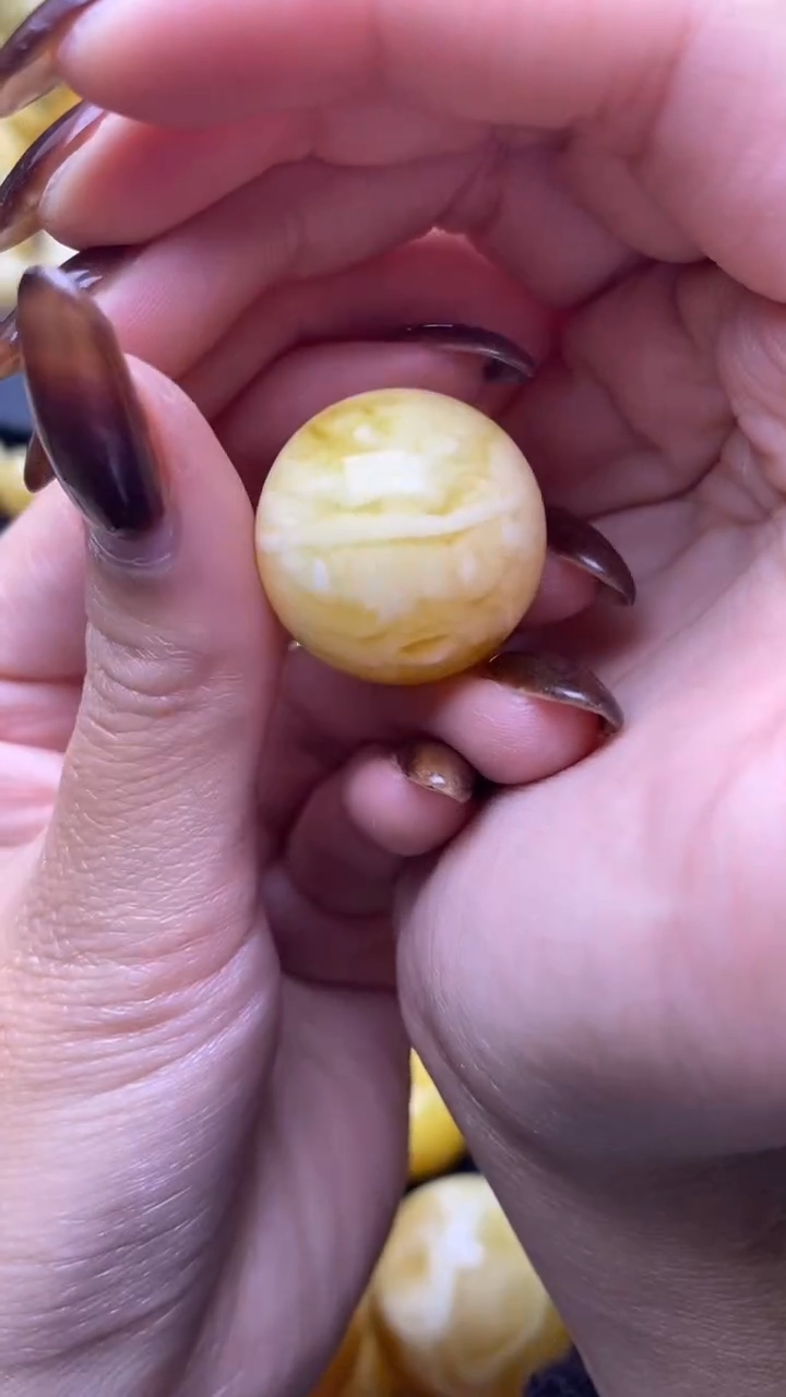 【闪购商品】琥珀裸石未镶嵌蜜蜡.44