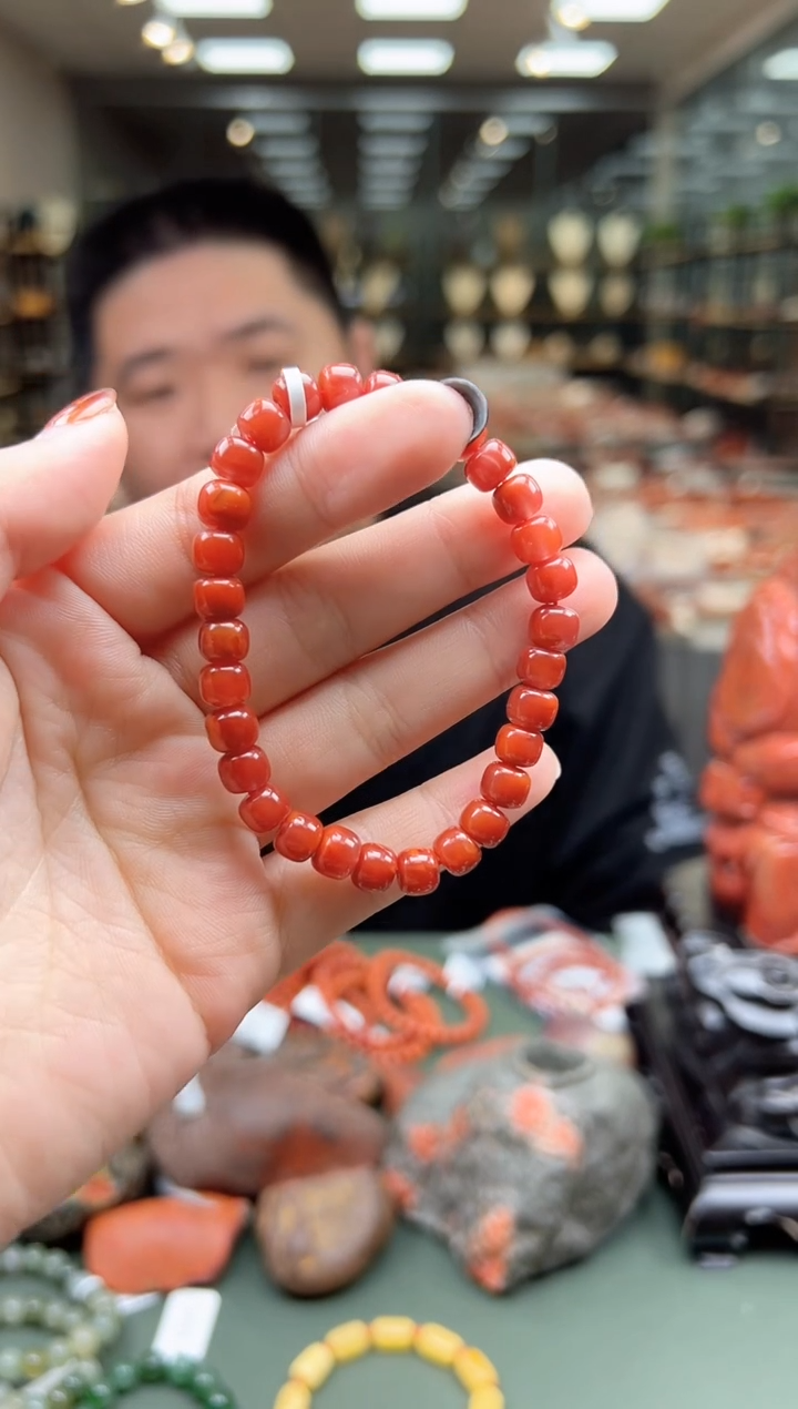 【闪购商品】南红玛瑙手串未镶嵌单圈手串一条约7mm 多样性发货