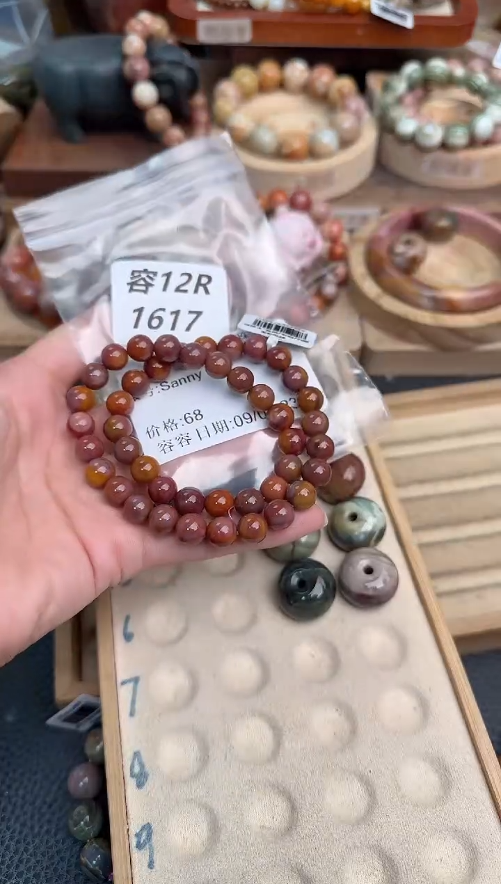未镶嵌手链石英质玉S***y12R1617