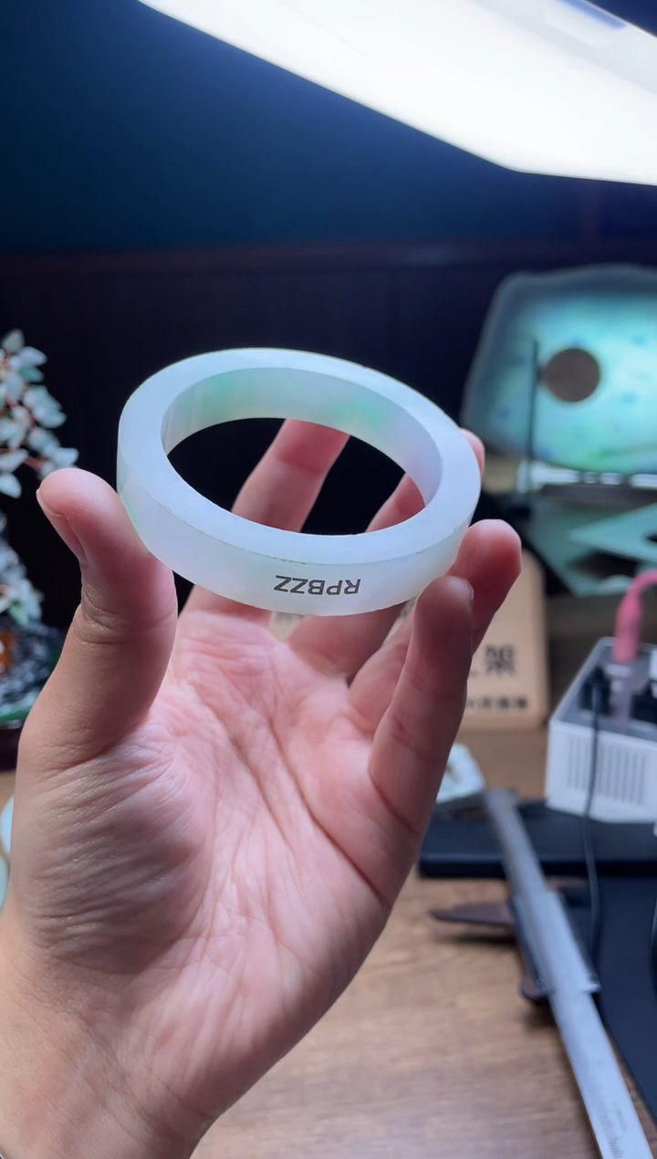 【闪购商品】定制翡翠手镯未镶嵌定制