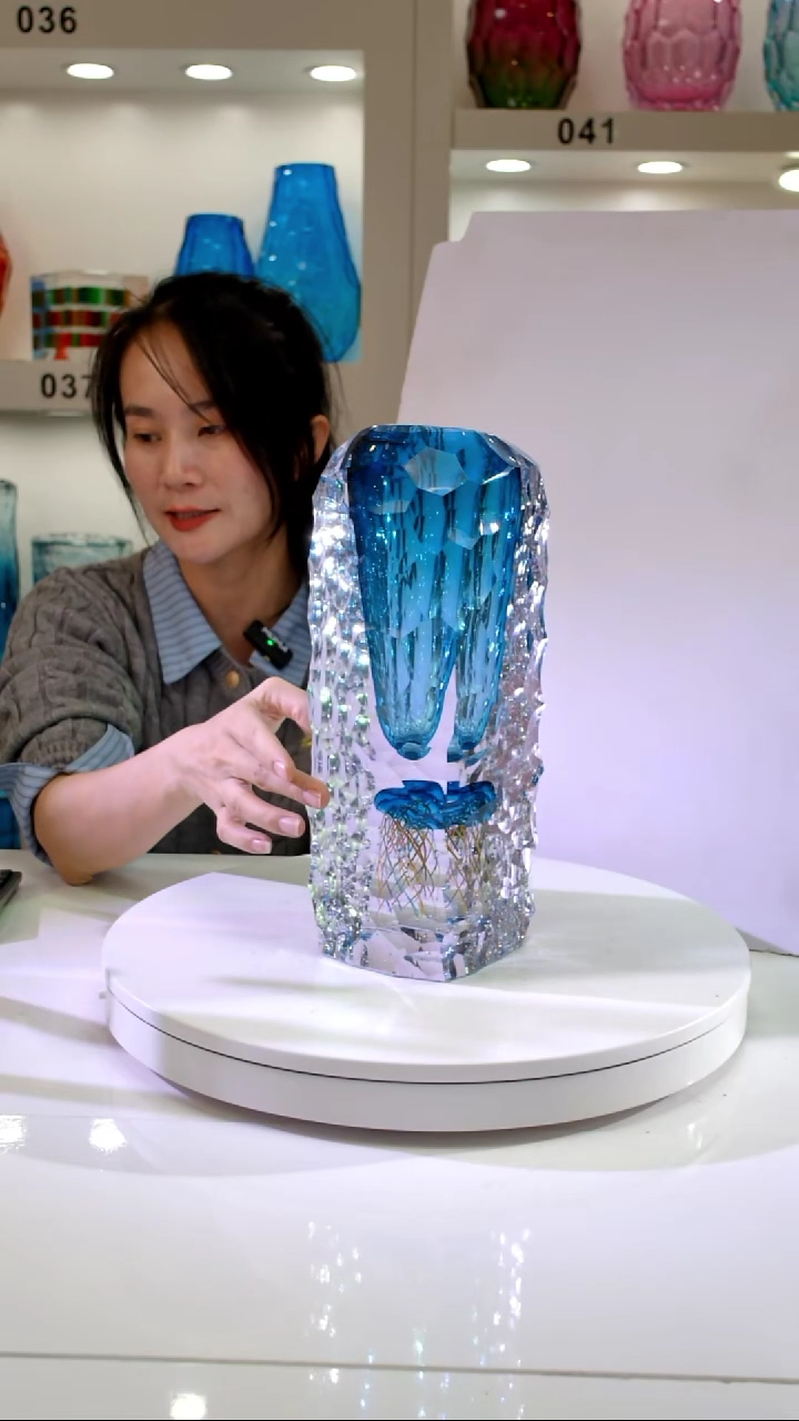 水母钻面花器花瓶
