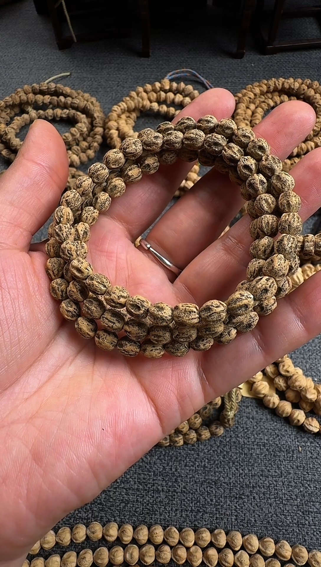 吊坠柏香籽/百香籽满鬼尸陀林