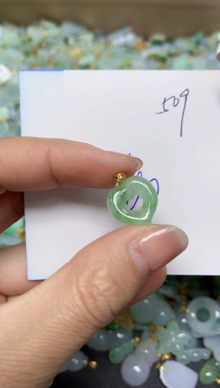 【闪购商品】翡翠颈饰18K金镶嵌天然翡翠A货
