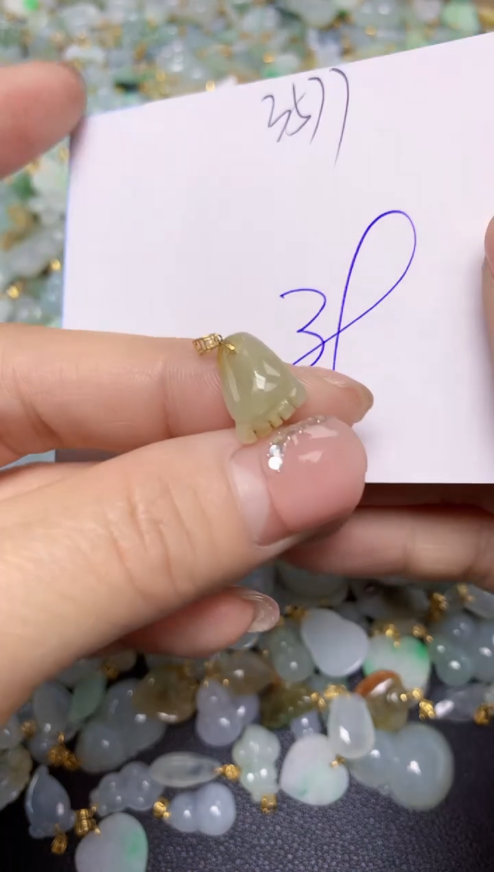 【闪购商品】翡翠挂件18K金镶嵌 天然翡翠A货