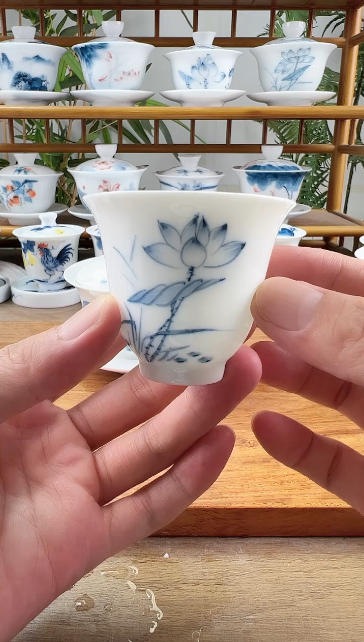 随*?微瑕素莲闻香杯1个