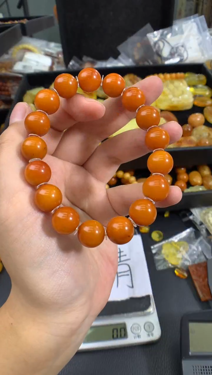 琥珀未镶嵌珠宝奇石1