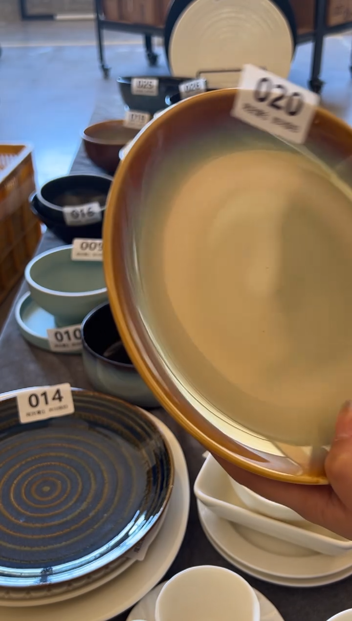 新骨瓷020 瑕疵 曼谷棕8.25寸 盘 