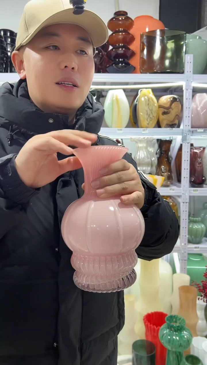 粉色复古原色花瓶微瑕介意勿拍