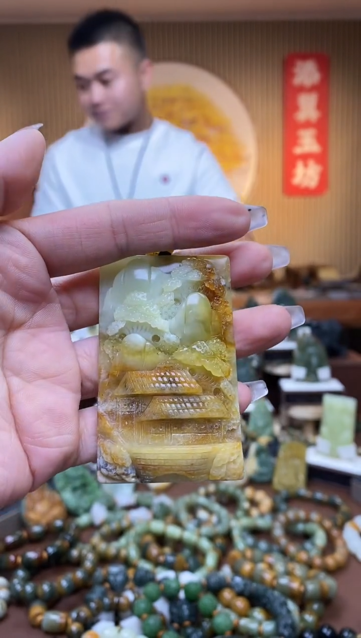 【闪购商品】蛇纹石玉吊坠未镶嵌多样性随机发一