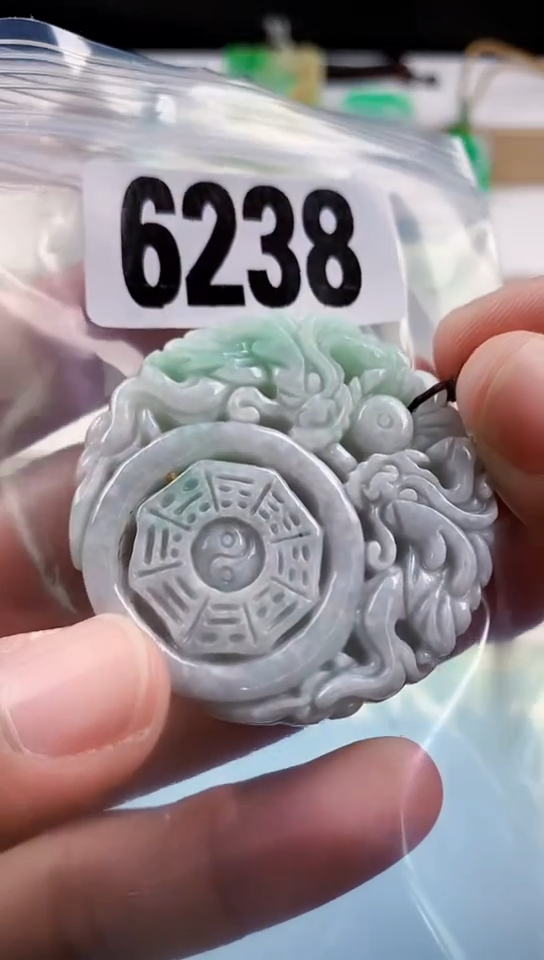 【闪购商品】翡翠挂件未镶嵌天然翡翠吊坠挂件