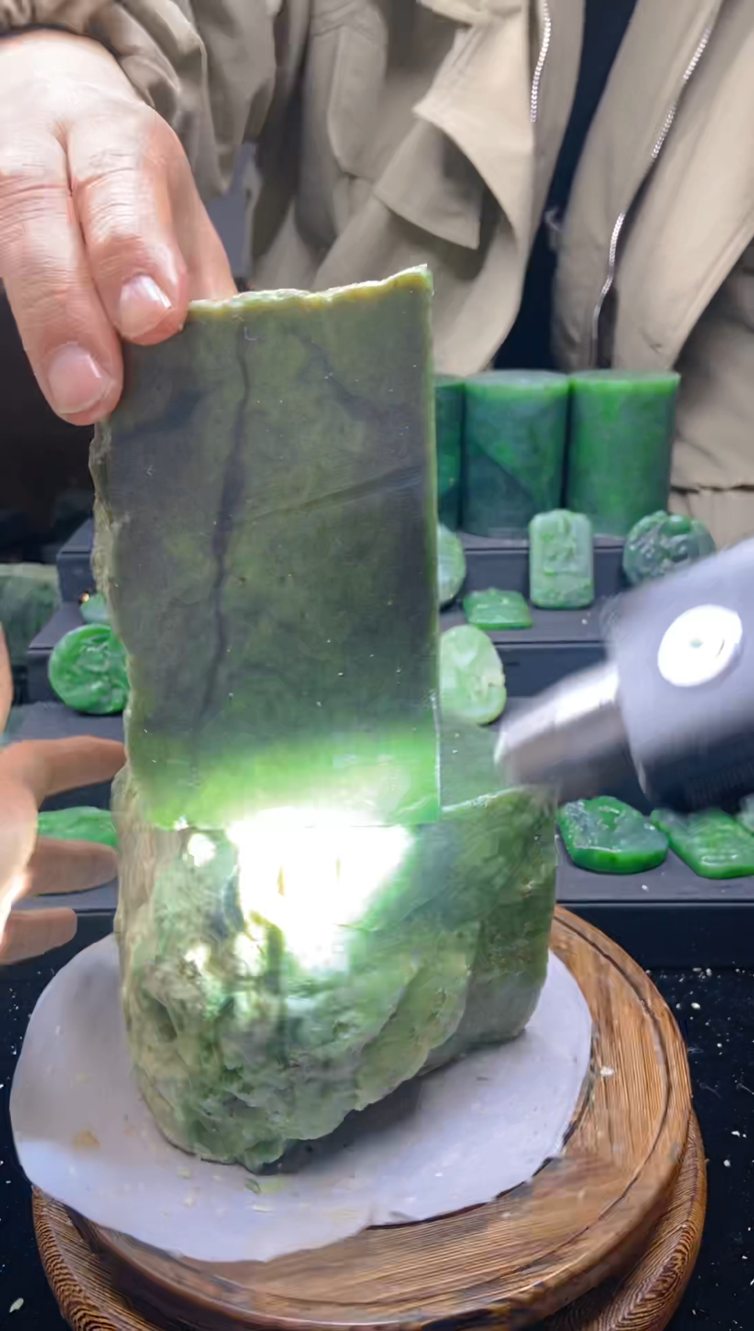 未镶嵌和田玉珠宝半成品1